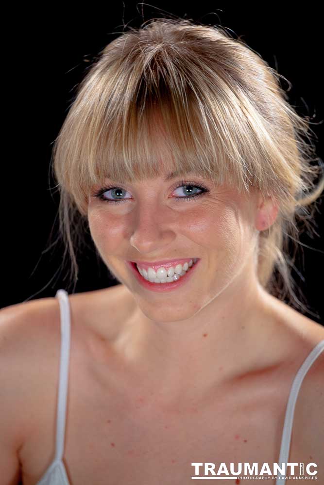 I met T'Lane through a session I shot for a friend of hers on Manhattan Beach. She was absolutely gorgeous and I was thrilled that she agreed to shoot with me.